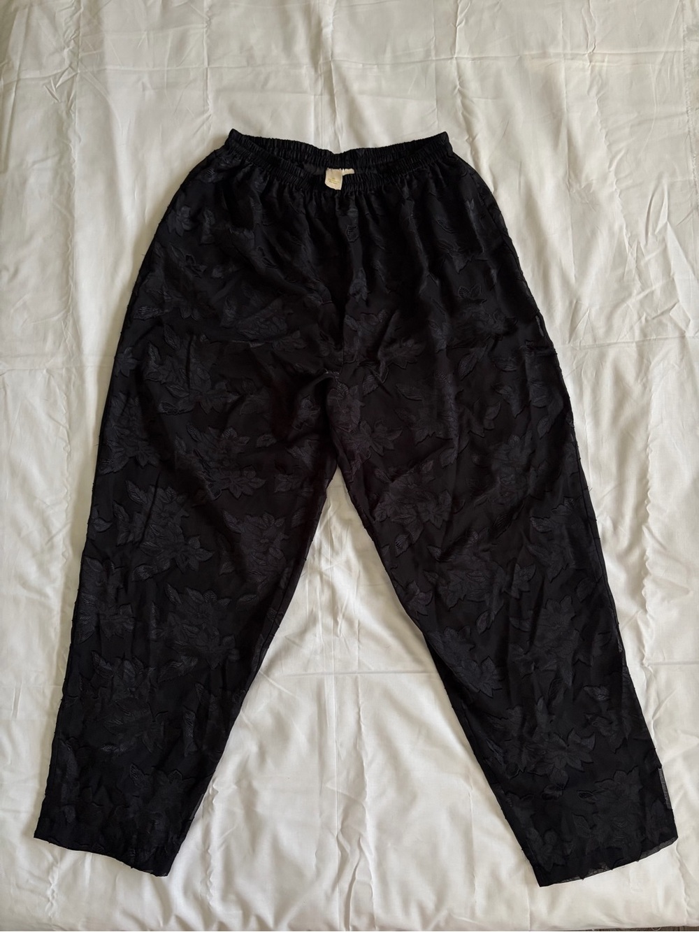 Vintage Victoria’s Secret Gold Crown Lace Sheer Floral Lounge Pant Size L